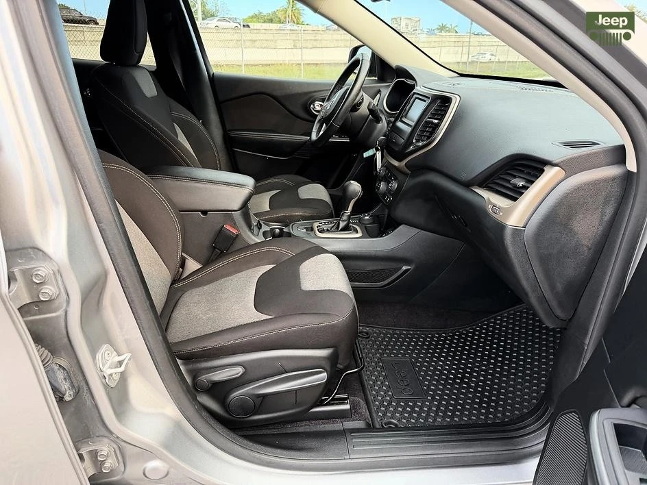 2016 Jeep KL Cherokee - Image 12 of 31
