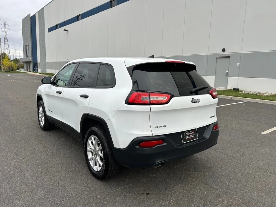 2016 Jeep KL Cherokee - Image 9 of 12