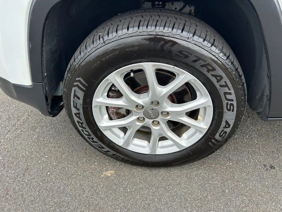 2016 Jeep KL Cherokee - Image 12 of 12