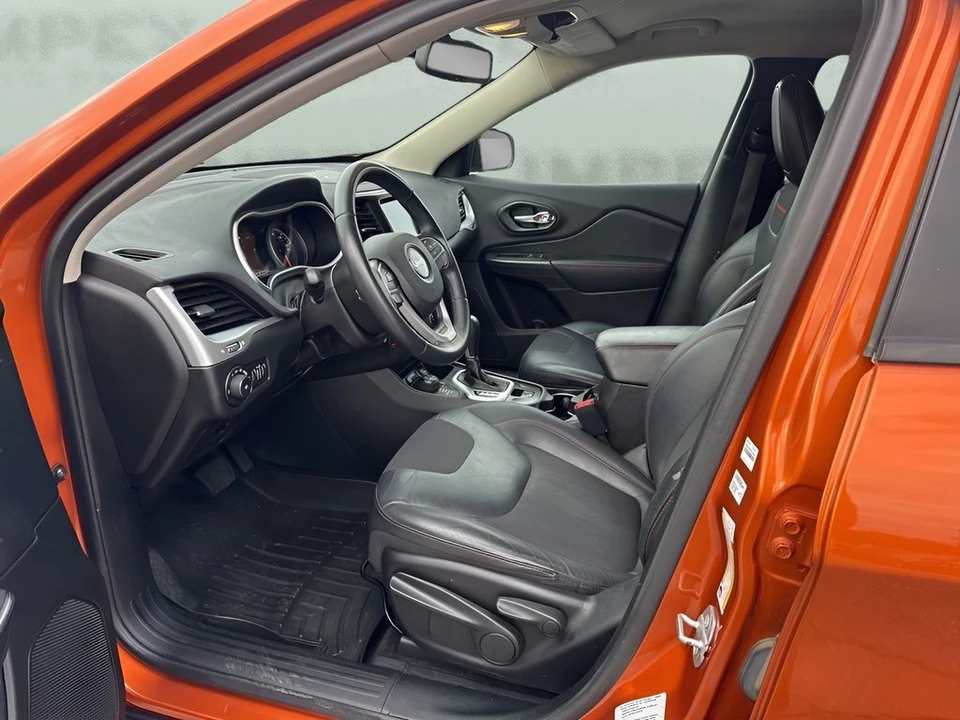 2016 Jeep KL Cherokee - Image 9 of 12