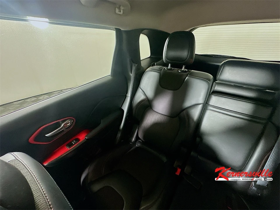 2016 Jeep KL Cherokee - Image 12 of 21