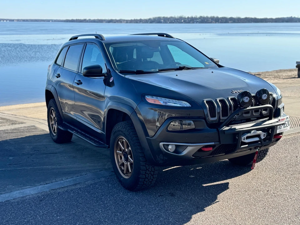 2016 Jeep KL Cherokee - Image 22 of 31