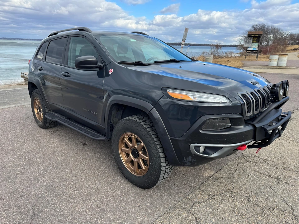 2016 Jeep KL Cherokee - Image 20 of 31