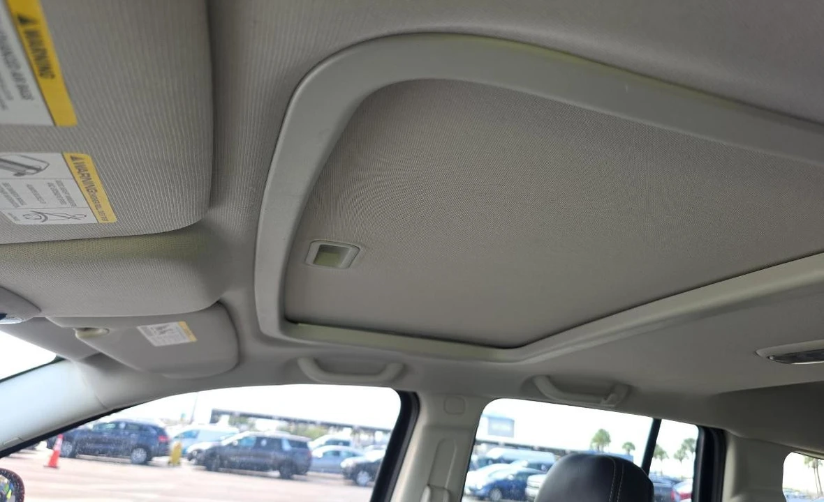 2016 Jeep Compass - Image 12 of 13