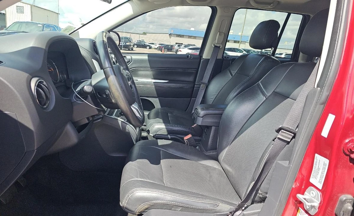 2016 Jeep Compass - Image 7 of 13