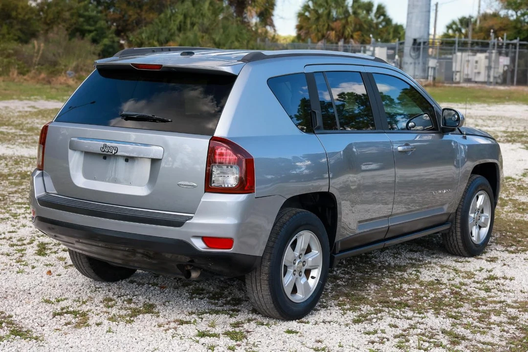 2016 Jeep Compass - Image 11 of 12
