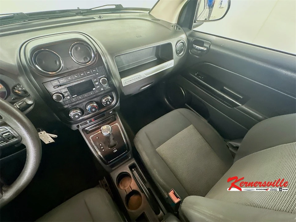 2016 Jeep Compass - Image 11 of 21