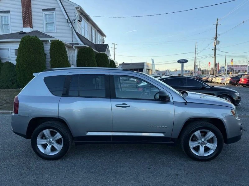 2016 Jeep Compass - Image 5 of 12