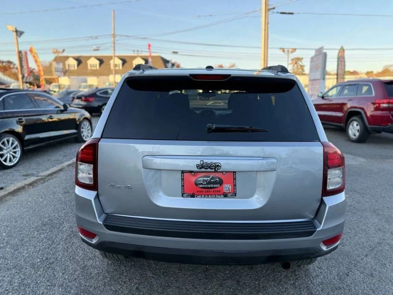 2016 Jeep Compass - Image 8 of 12