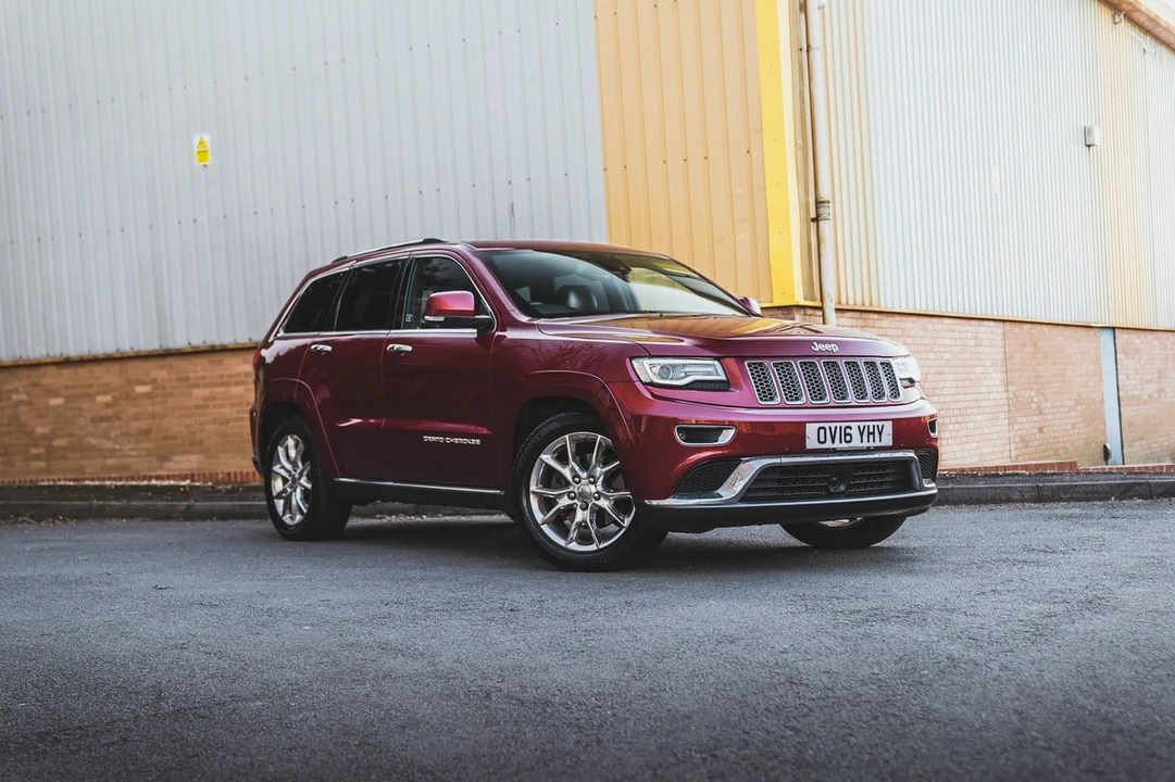 2016 Jeep WK2 Grand Cherokee - Image 2 of 30