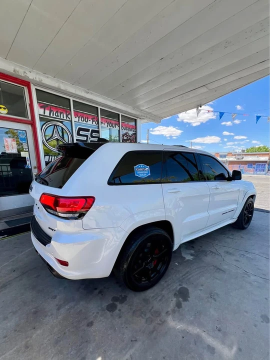 2016 Jeep WK2 Grand Cherokee SRT - Image 4 of 20