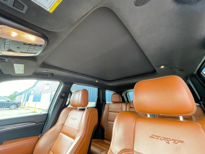 2016 Jeep WK2 Grand Cherokee SRT - Image 19 of 31