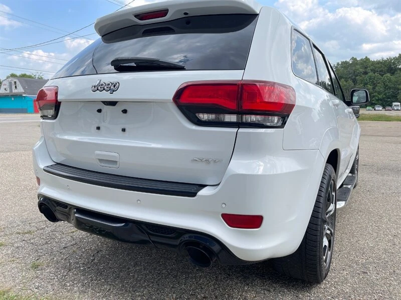 2016 Jeep WK2 Grand Cherokee SRT - Image 6 of 31