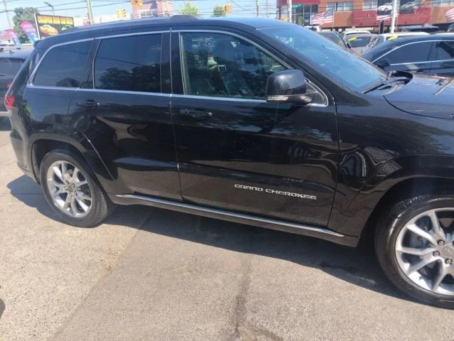 2016 Jeep Grand Cherokee - Image 2 of 31