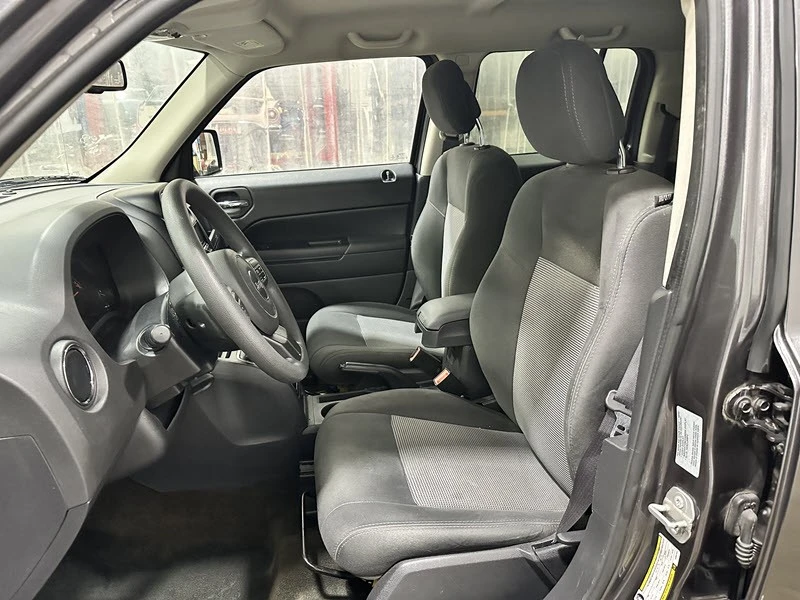 2016 Jeep Patriot - Image 10 of 21
