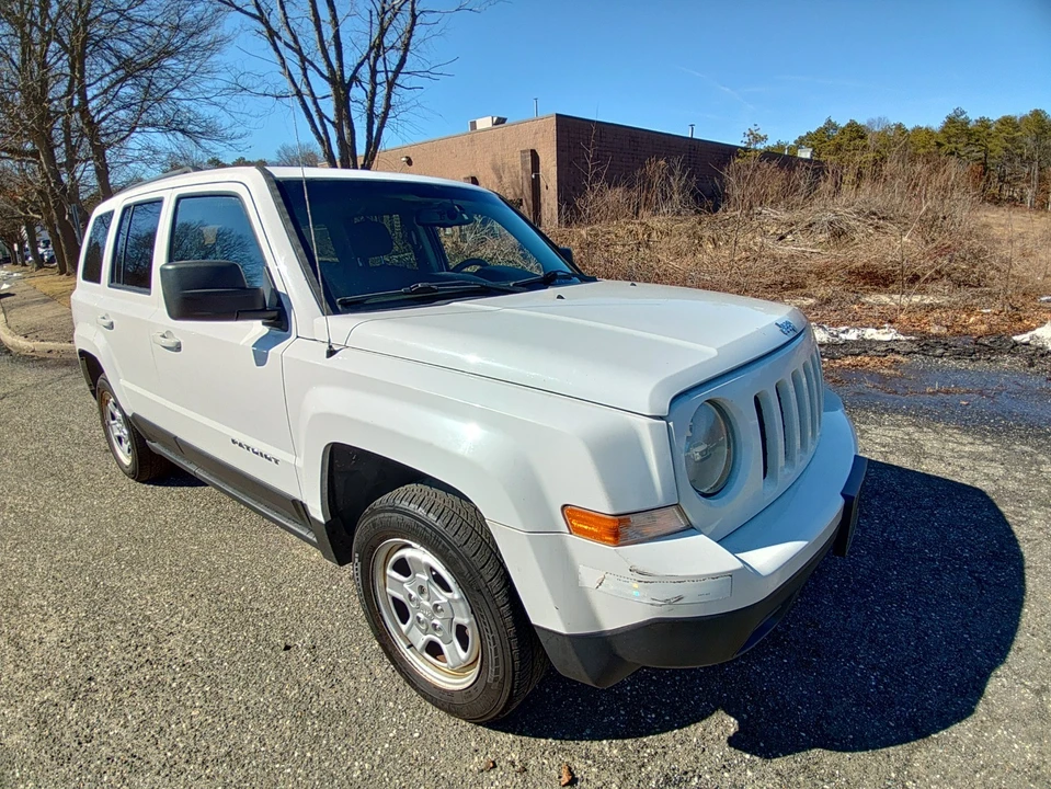 2016 Jeep Patriot - Image 8 of 16