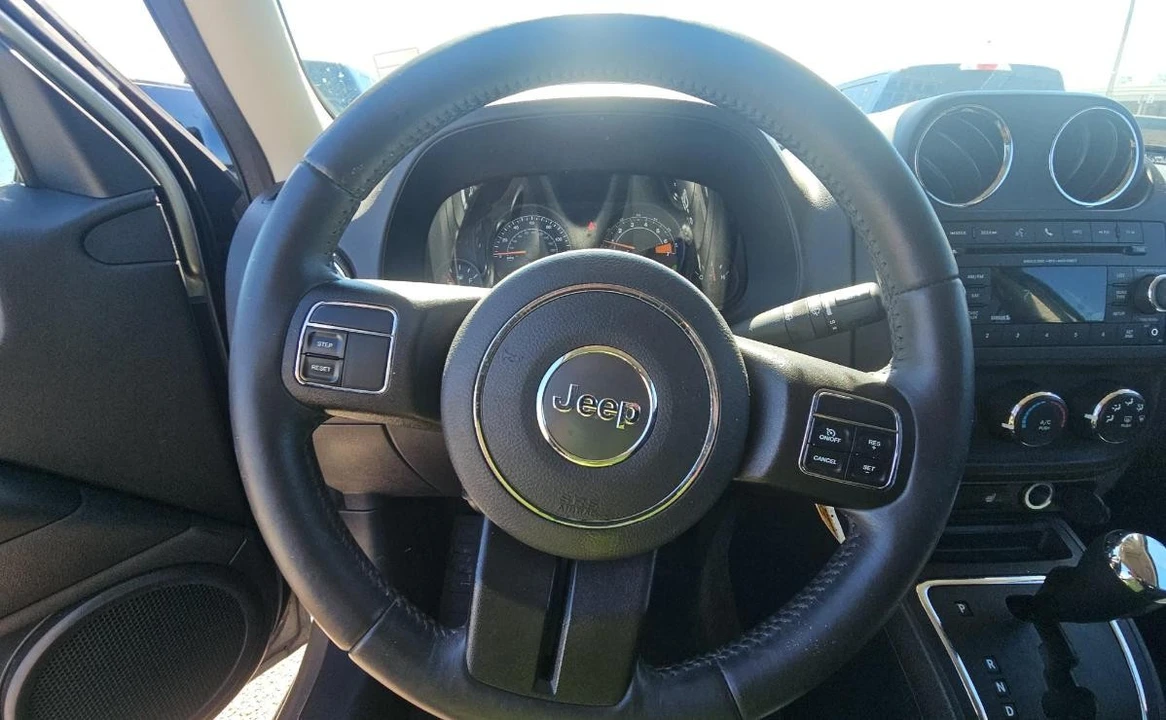 2016 Jeep Patriot - Image 10 of 14