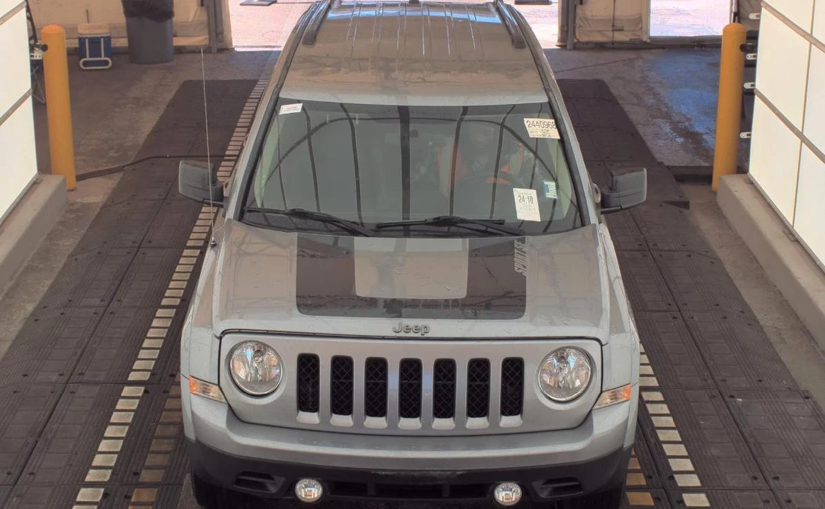 2016 Jeep Patriot - Image 2 of 14