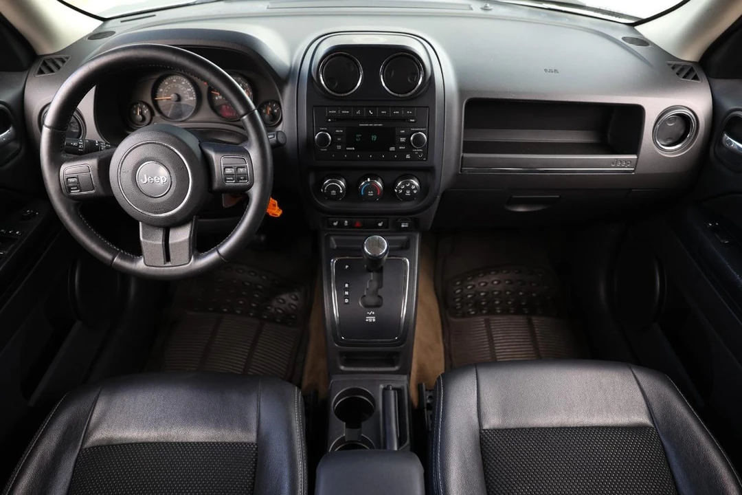 2016 Jeep Patriot - Image 2 of 21