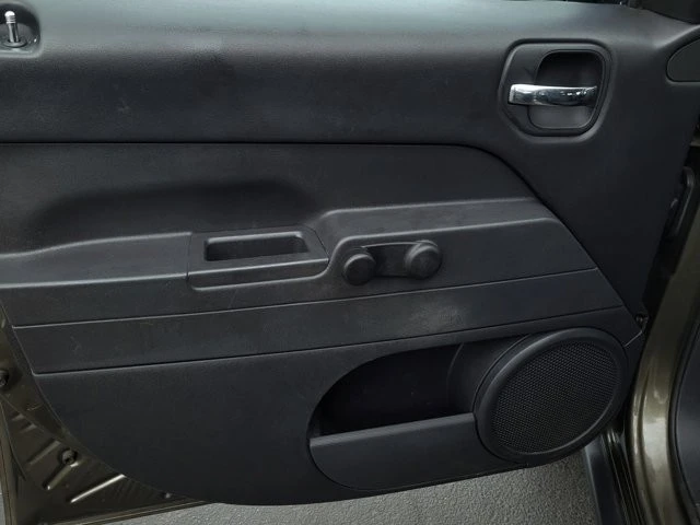 2016 Jeep Patriot - Image 9 of 12