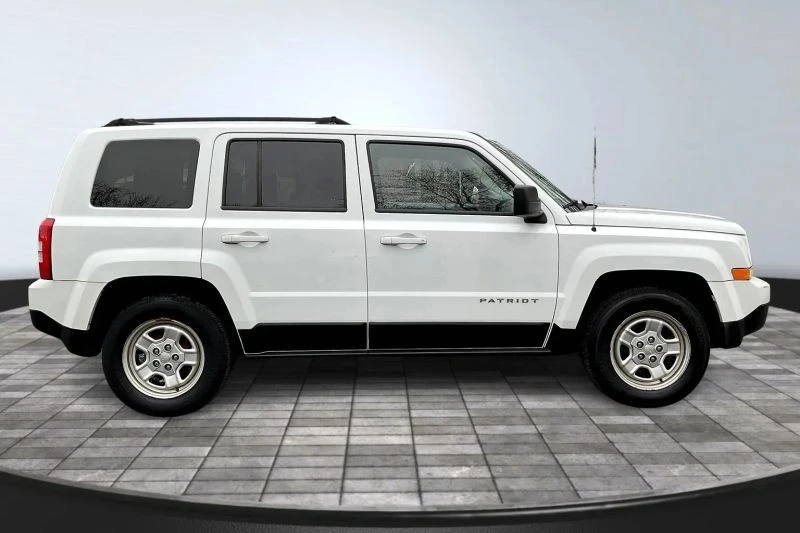 2016 Jeep Patriot - Image 8 of 12