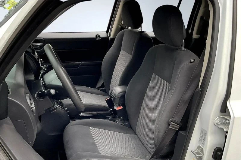 2016 Jeep Patriot - Image 10 of 12