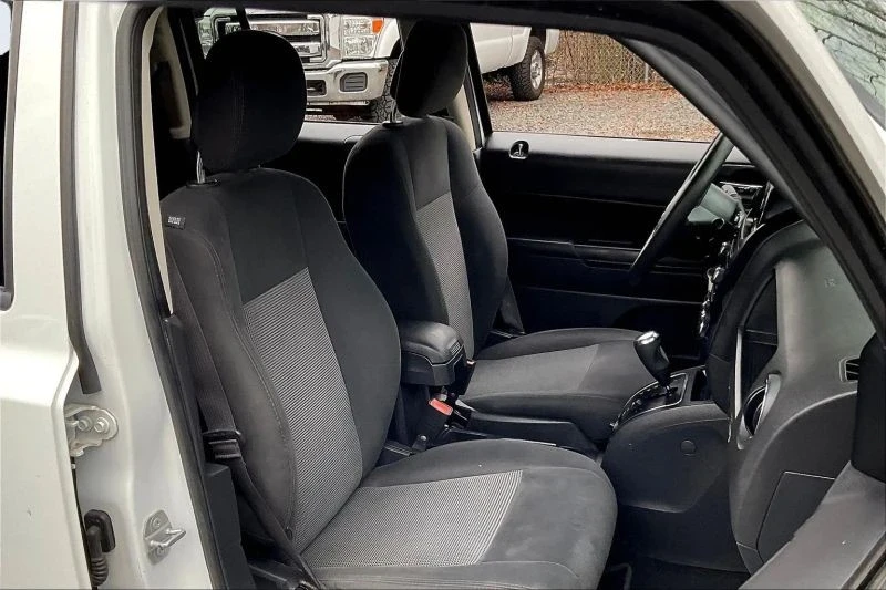 2016 Jeep Patriot - Image 12 of 12