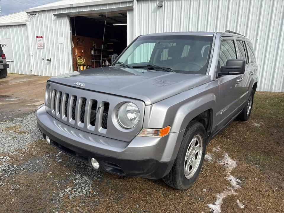 2016 Jeep Patriot - Image 2 of 15