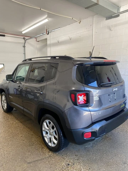 2016 Jeep Renegade - Image 11 of 20