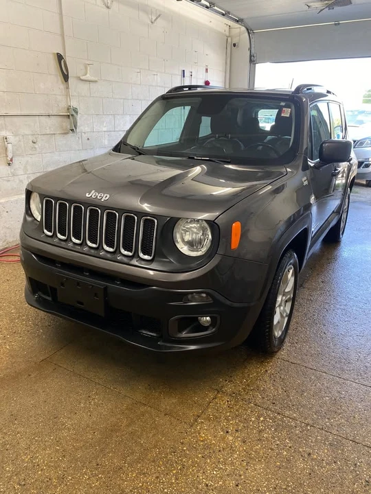 2016 Jeep Renegade - Image 2 of 20