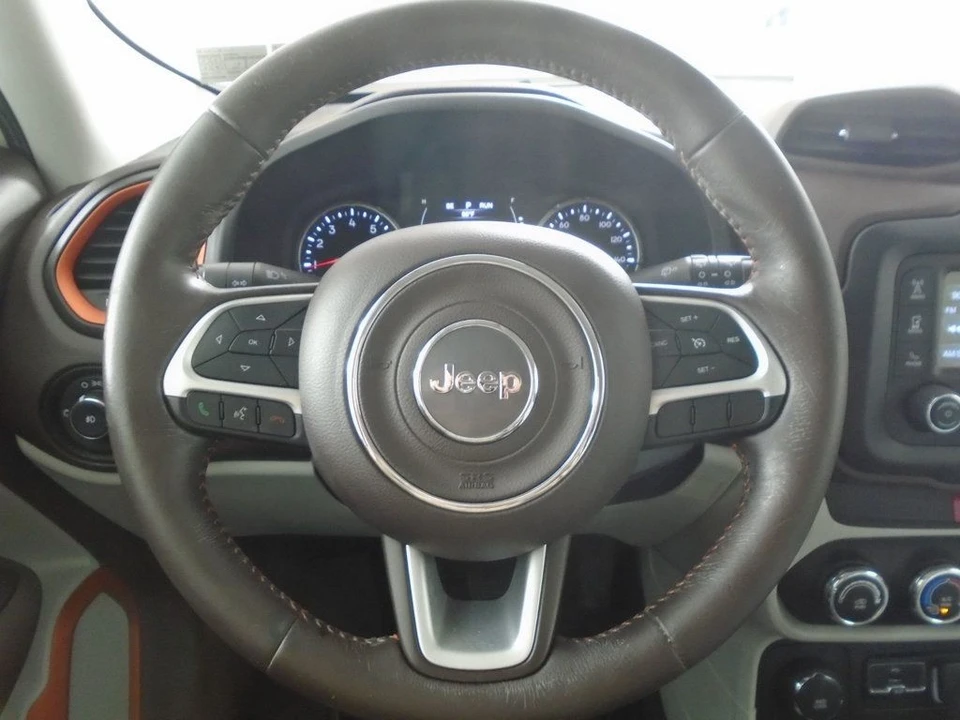 2016 Jeep Renegade - Image 11 of 12