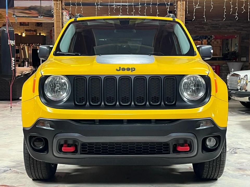 2016 Jeep Renegade - Image 2 of 12