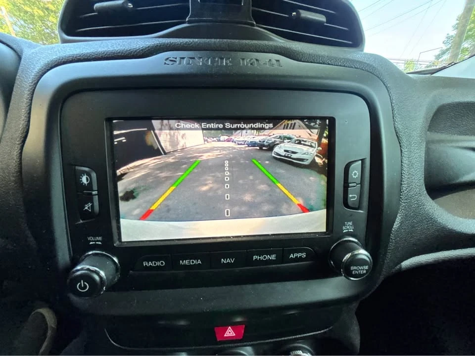 2016 Jeep Renegade - Image 11 of 18