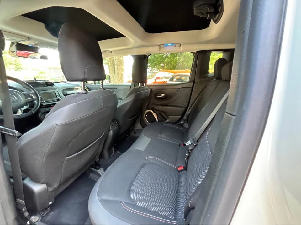 2016 Jeep Renegade - Image 16 of 18