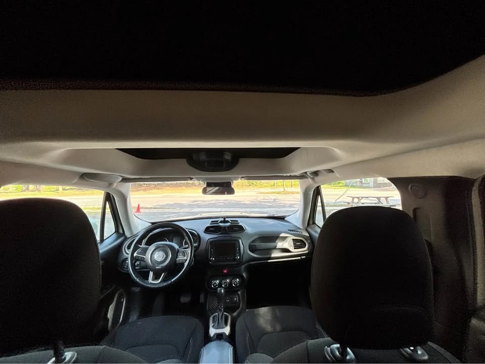 2016 Jeep Renegade - Image 17 of 18
