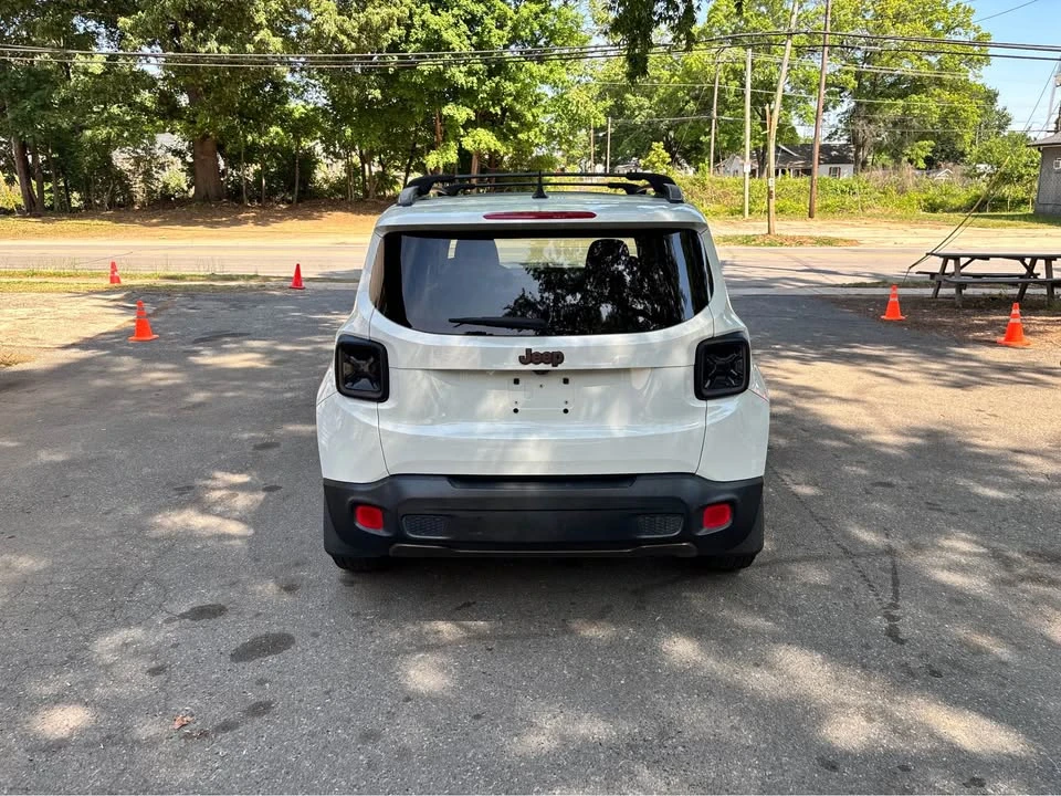 2016 Jeep Renegade - Image 5 of 18