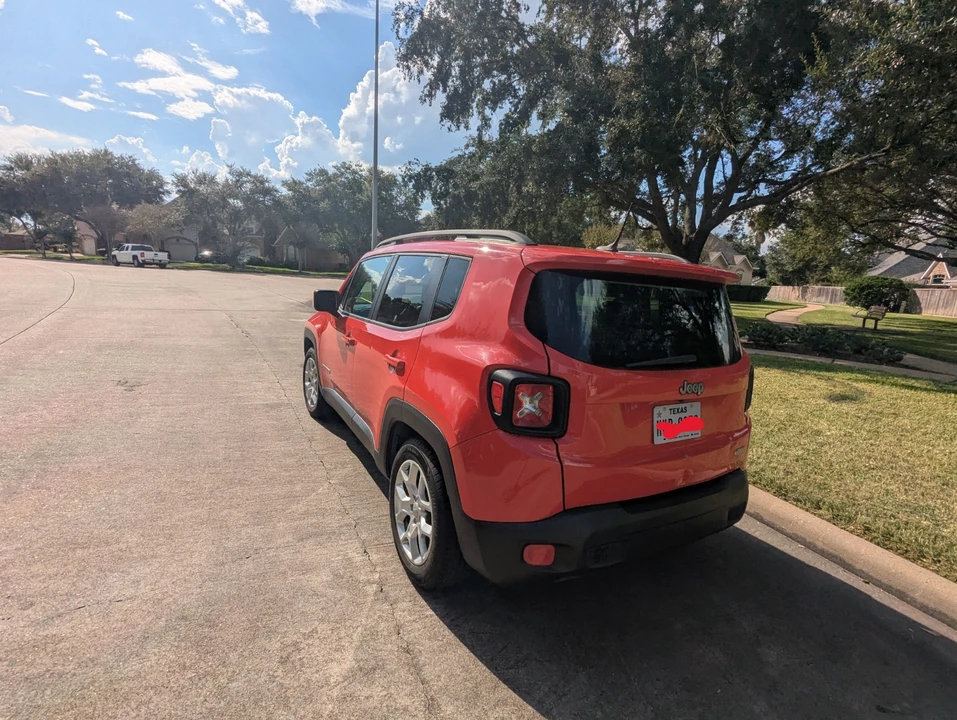 2016 Jeep Renegade - Image 13 of 17