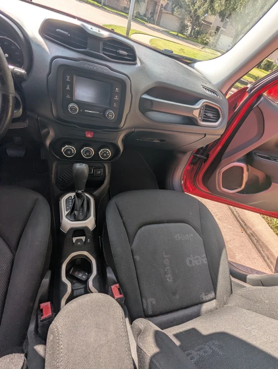 2016 Jeep Renegade - Image 2 of 17