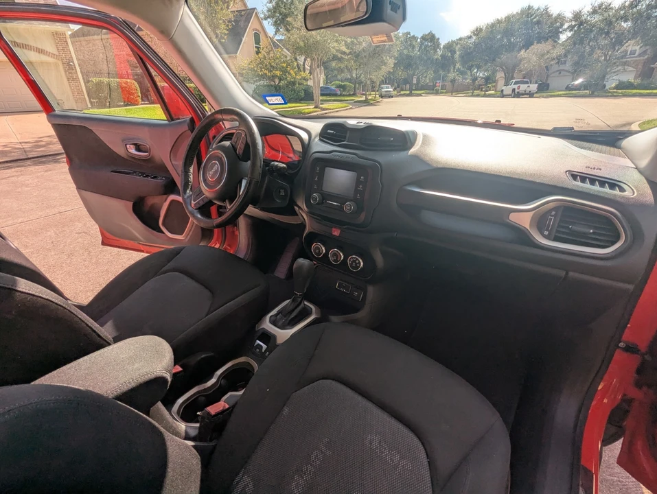 2016 Jeep Renegade - Image 7 of 17