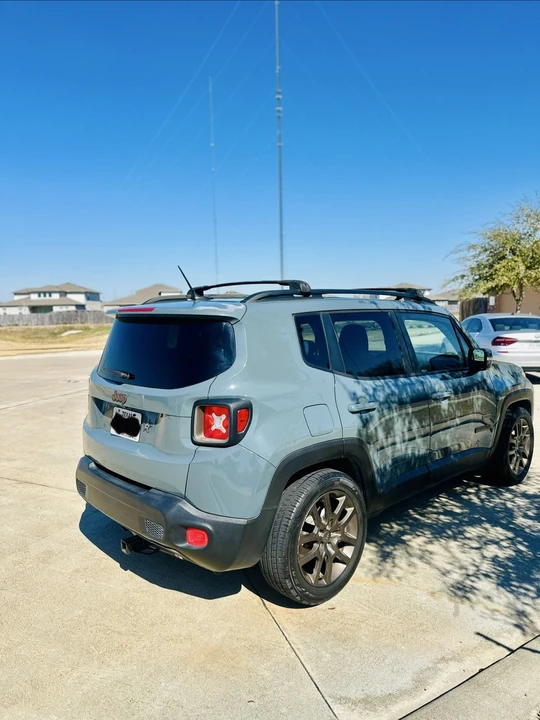 2016 Jeep Renegade - Image 3 of 8