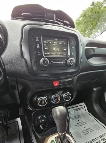 2016 Jeep Renegade - Image 18 of 21
