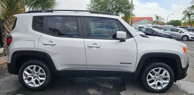 2016 Jeep Renegade - Image 4 of 21