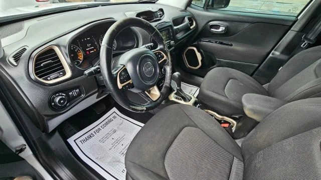 2016 Jeep Renegade - Image 13 of 21