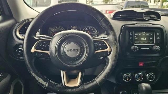 2016 Jeep Renegade - Image 16 of 21