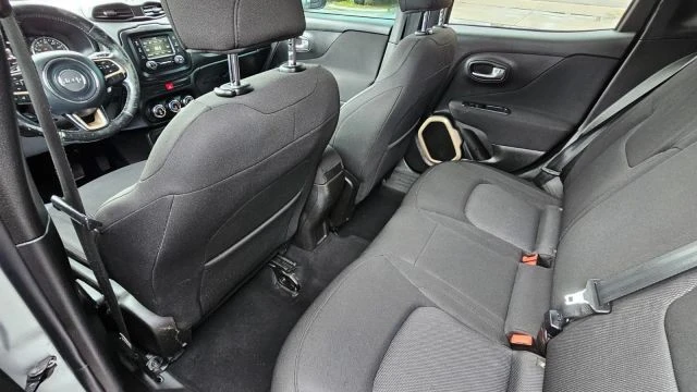 2016 Jeep Renegade - Image 14 of 21