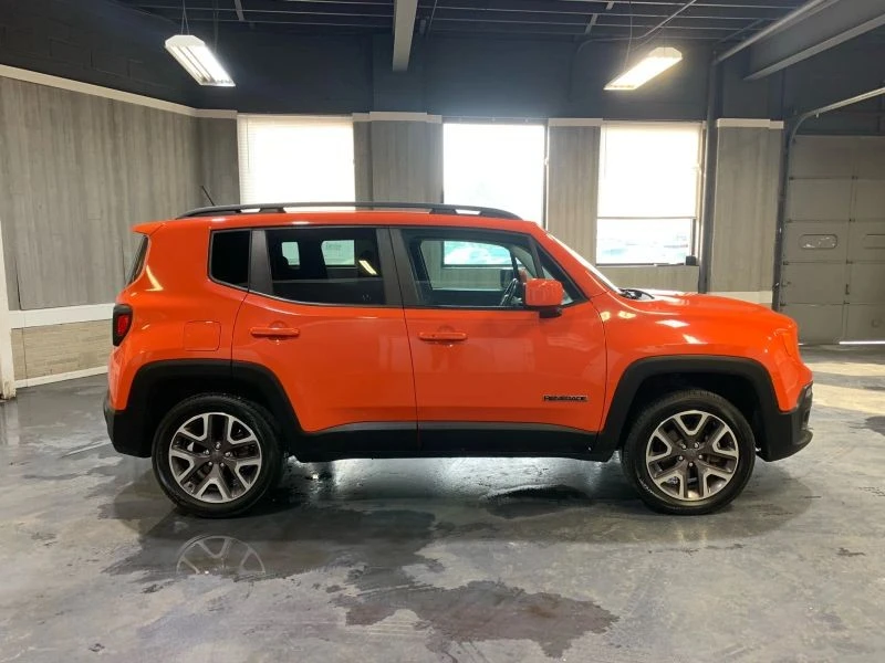 2016 Jeep Renegade - Image 7 of 12