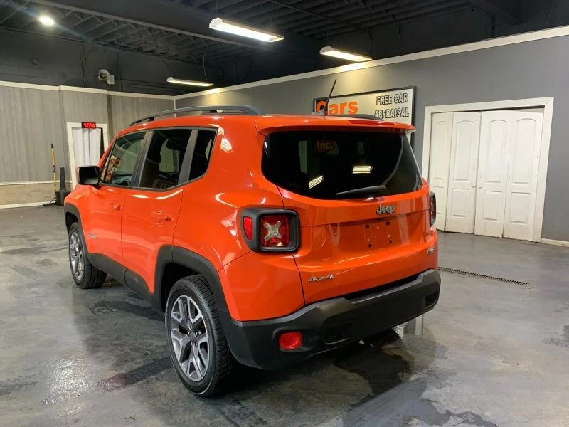 2016 Jeep Renegade - Image 4 of 12