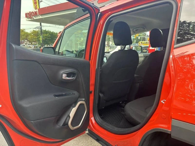 2016 Jeep Renegade - Image 12 of 12
