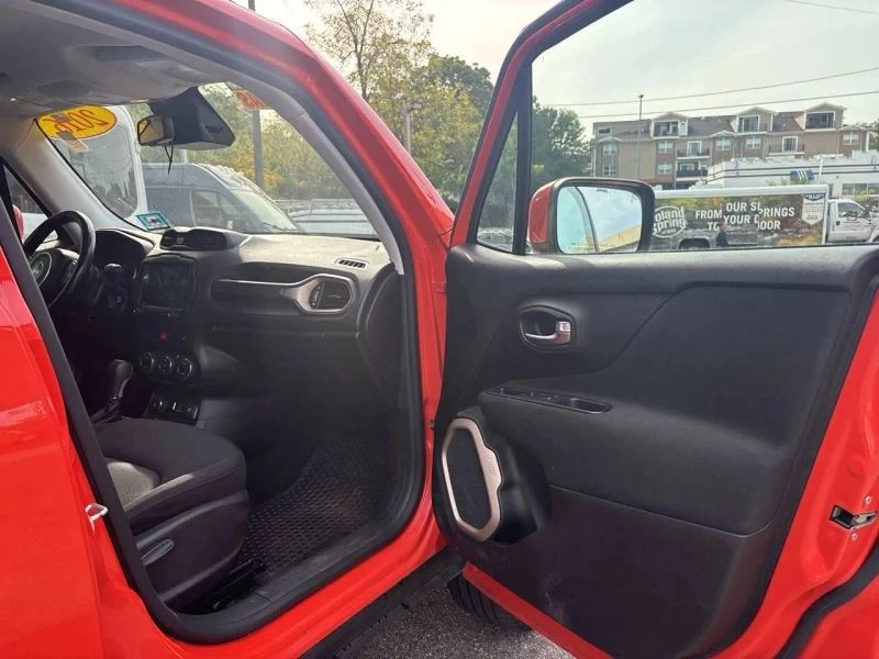 2016 Jeep Renegade - Image 6 of 12