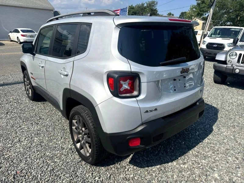 2016 Jeep Renegade - Image 3 of 12
